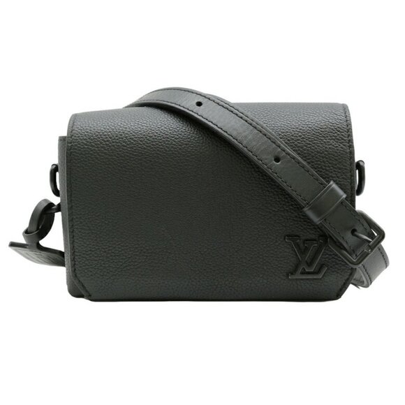 LOUIS VUITTON Black Leather Shoulder Bag - Picture 1 of 15
